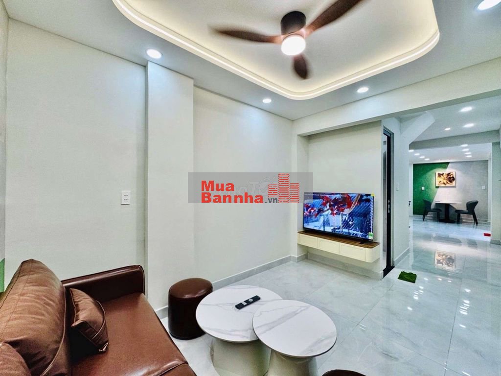 Cạnh mặt tiền Hoàng Hoa Thám nhà đẹp 42m2.4T giá tốt hơn thị trường