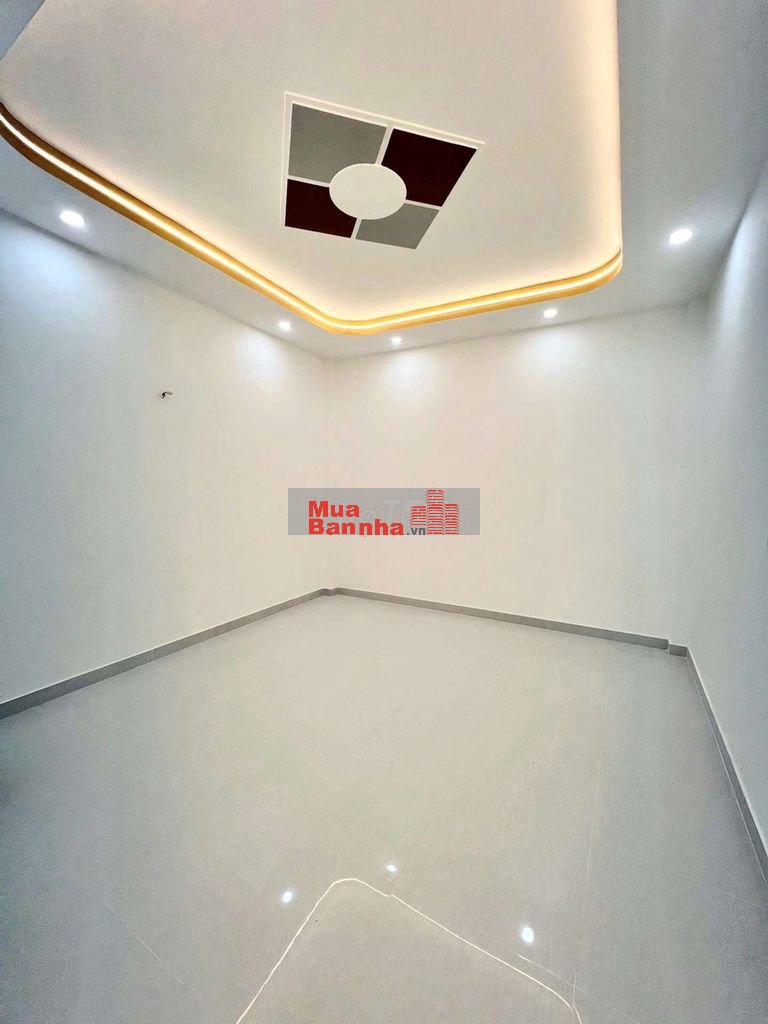 Tỉnh Lộ 10 cách 15m Hẻm xe hơi thông, 4x15 / 2 Tầng mới kiên cố 4,9 Tỷ