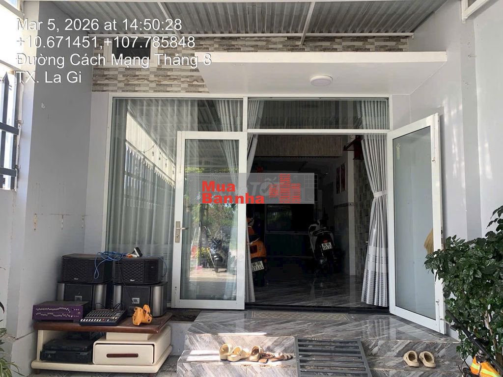 Bán nhà 1 trệt 1 lầu đường Cách Mạng Tháng 8, LaGi giá rẻ 3.6 tỷ gần