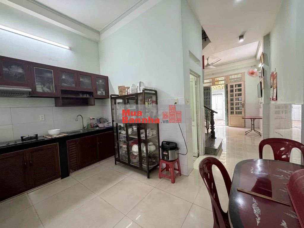 NHÀ 40m xây 4 tầng đường Thái Phiên 7.2 tỷ