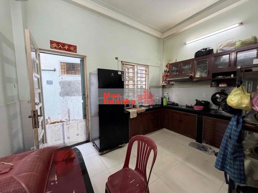 NHÀ 40m xây 4 tầng đường Thái Phiên 7.2 tỷ