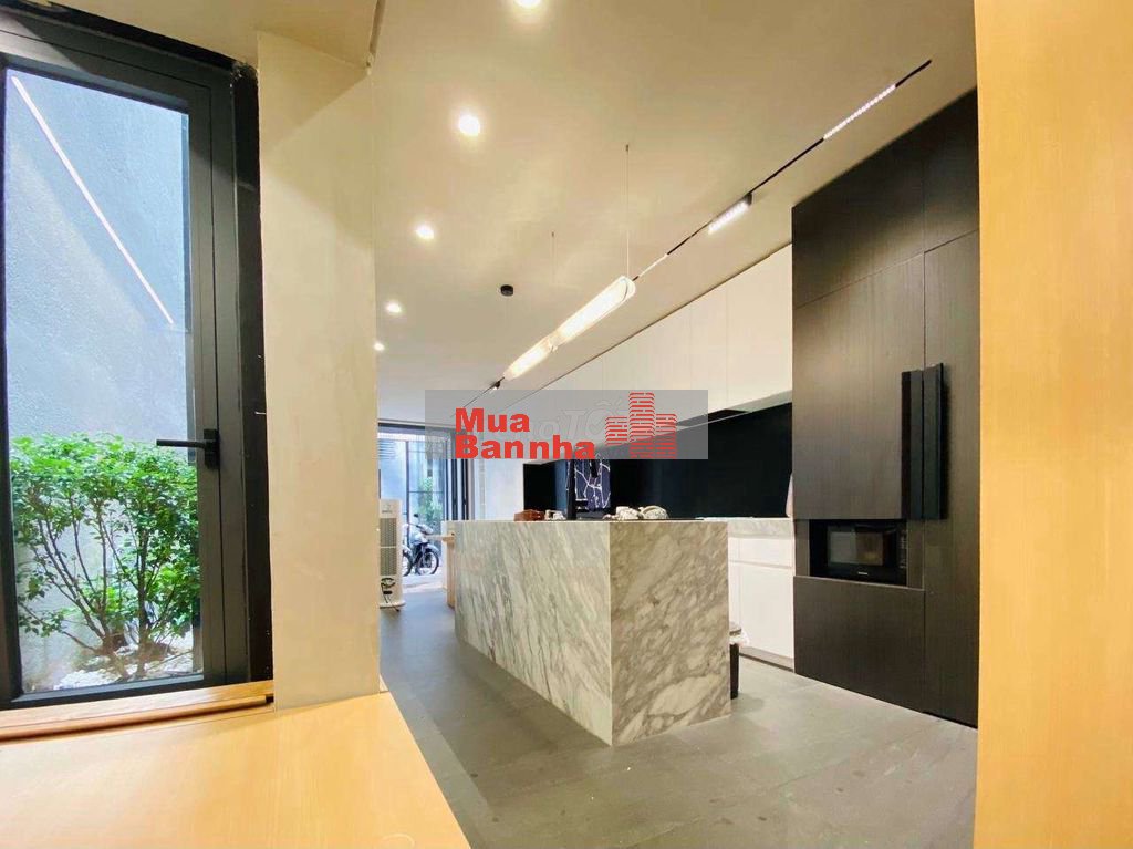 Siu Phẩm nhà đẹp, hẻm.xe hơi BẠCH ĐẰNG, P2. DT: 4,4x16 2 tầng đúc btct