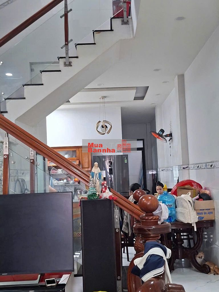 Nhà MT Trần Thị Hè Q12 diện tích lớn 4.3x27m, 2 tầng kiên cố, 7.5 tỷ