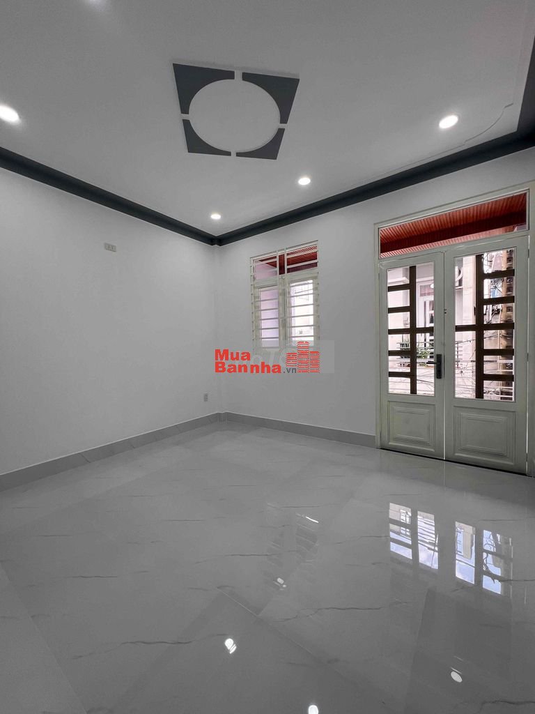 GIẢM NGAY GẦN 200tr BÁN NHANH NHÀ NGAY CHỢ HUỲNH THỊ HAI CHỈ 2TỷHƠN