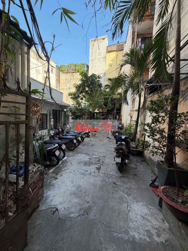 Chính chủ hạ giá bán nhanh nhà 240m vuông p2 trung tâm Phú Nhuận