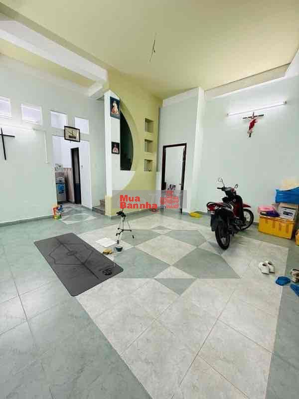 Ngay Nguyễn Văn Đậu, 3 tầng đúc, 77m² 7.99 tỷ quá đã. Nhà đúc kiên cố