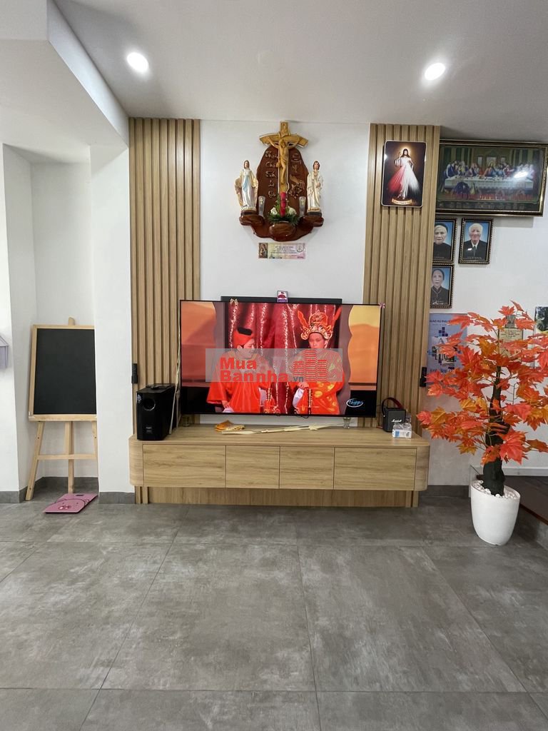 Hạ giá 300tr bán nhanh căn nhà 3C cư xá Phú Bình, dt4x12m 3 tầng lầu