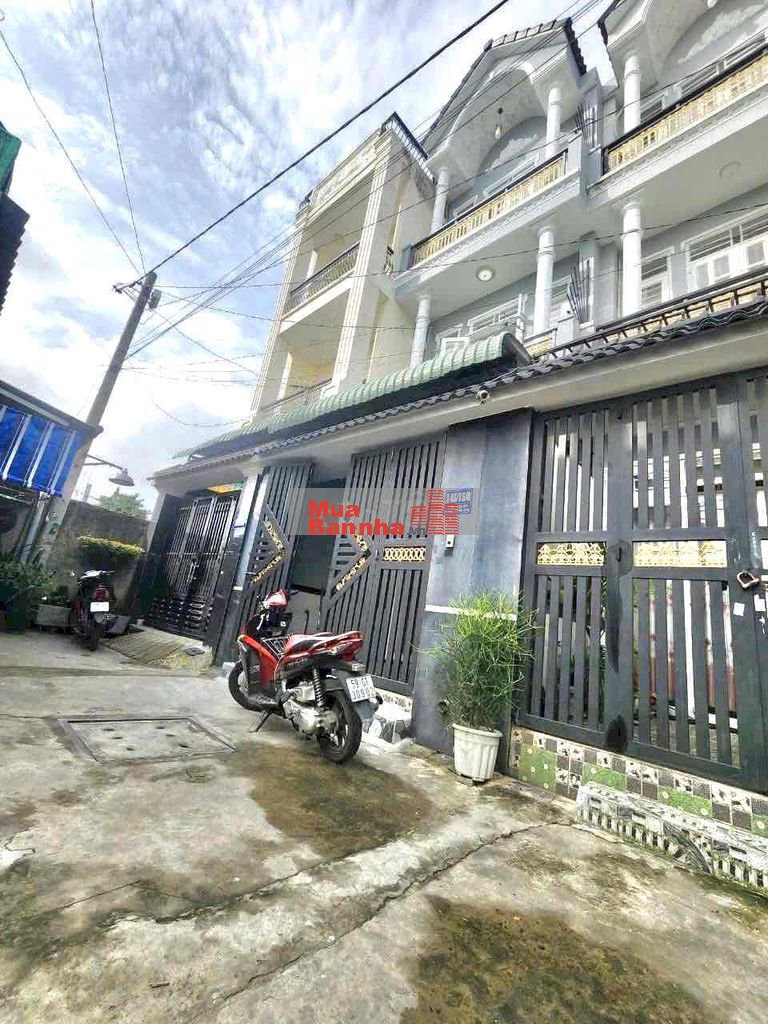 Nhà 3.8m x 19m 3 tầng hẻm 5m đường Hiệp Thành 35 ngay siêu thị Mega