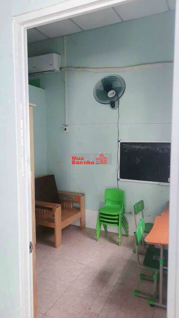Bán nhà 2 mặt kiệt Thanh Thủy thông Nguyễn Tất Thành - Ngang 11m