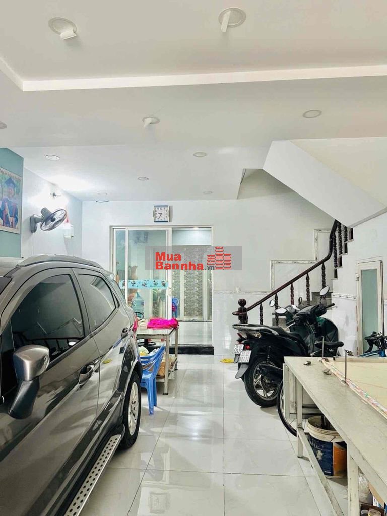 Nhà K82 Trung Mỹ Tây 6x20m, 121m², đối diện công viên, KD đẹp