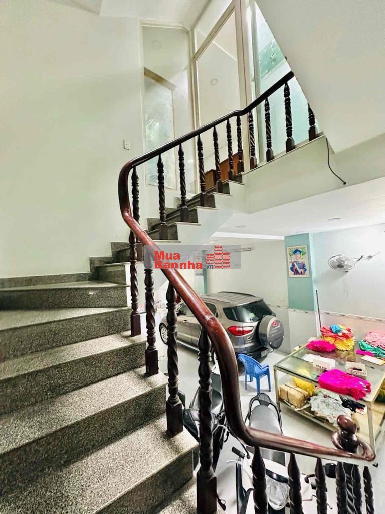 Nhà K82 Trung Mỹ Tây 6x20m, 121m², đối diện công viên, KD đẹp