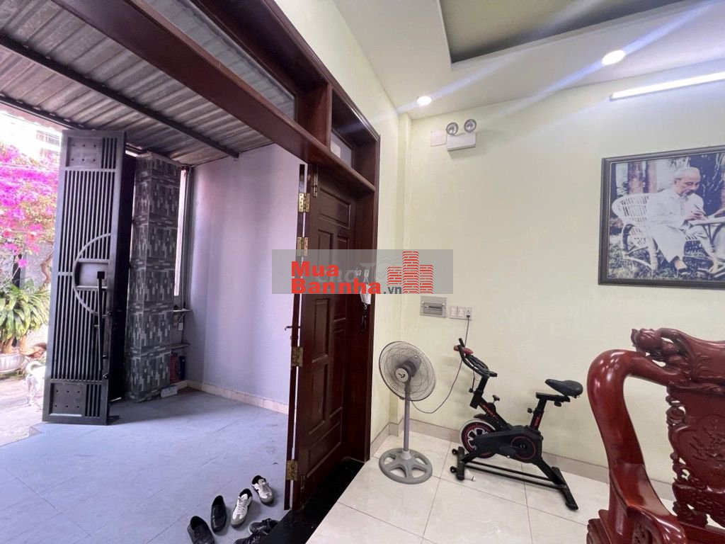 MUA NHÀ ĐỪNG ĐỂ TIỀN SỬA CHỮA ĐỘI GIÁ – 4.3 TỶ NHÀ KÈM FULL NỘI THẤT