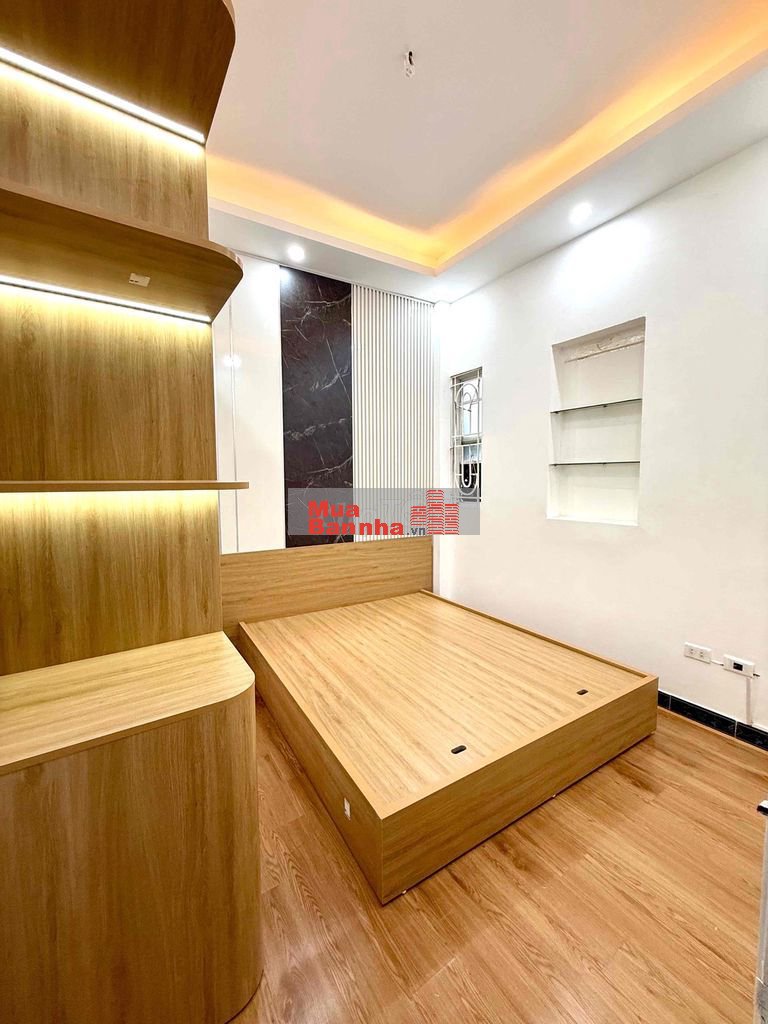 Tôi Chính Chủ Cần Bán Nhà chợ Nghĩa Đô-gần Hồ Tây