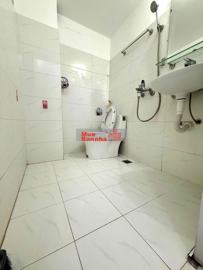 Tôi Chính Chủ Cần Bán Nhà chợ Nghĩa Đô-gần Hồ Tây