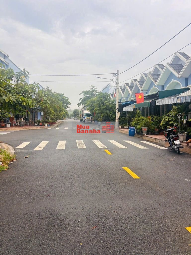 CHÍNH CHỦ BÁN NHÀ ĐẸP BẾN CÁT