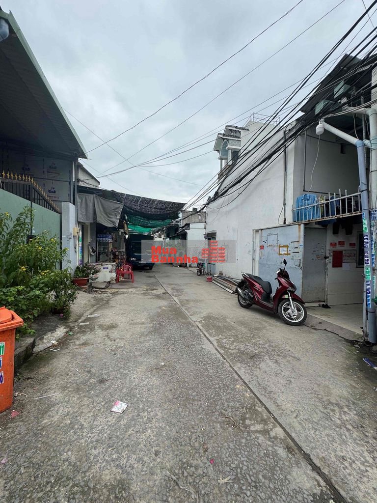Bán nhà 4x20, SHR, có 3 lô tại 399/39A Bình thành, BHH