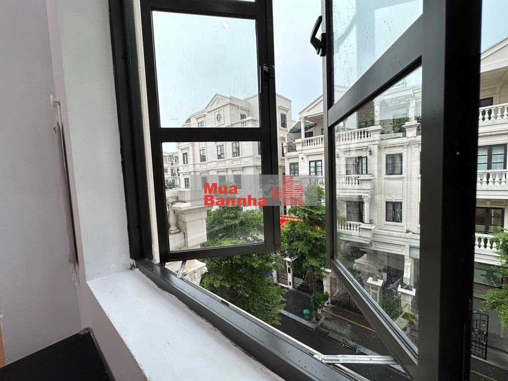 BÁN NHÀ PHỐ CÓ HẦM CITYLAND FULL NT THANG MÁY CITYLAND P10 GV