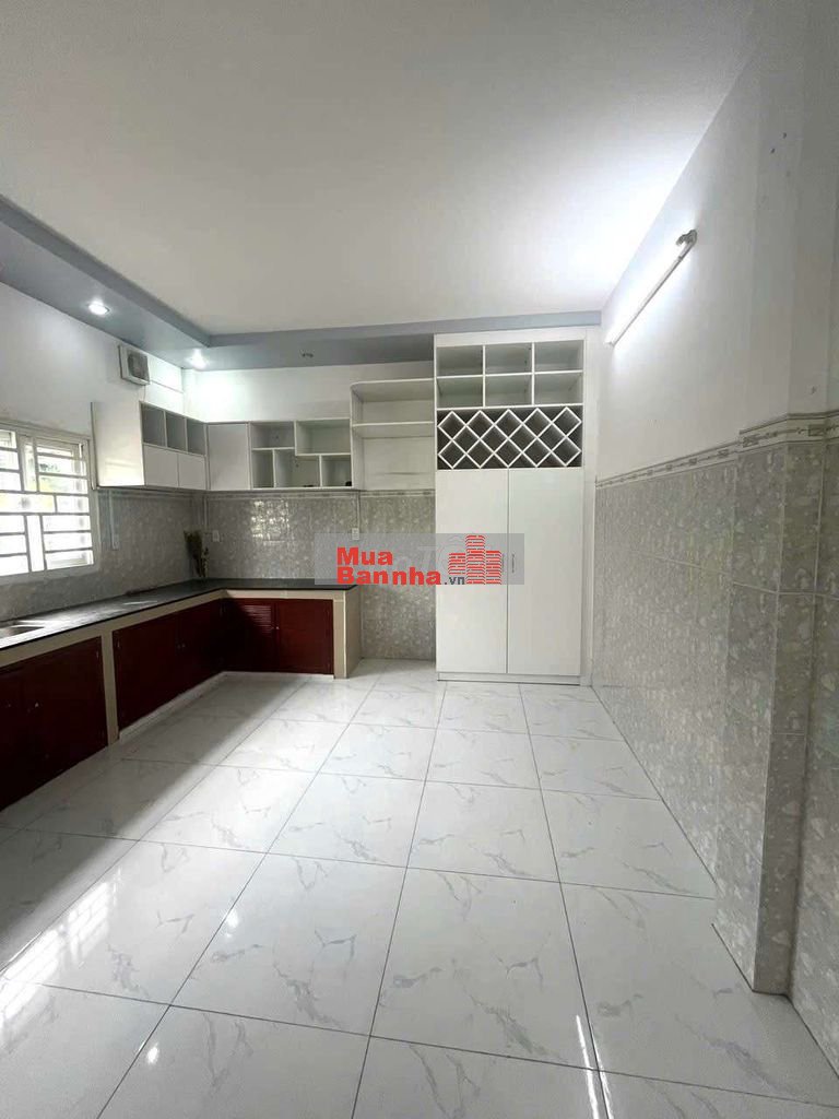 Giáp Gò Vấp 60 M2 ,hỉ 3,X tỷ