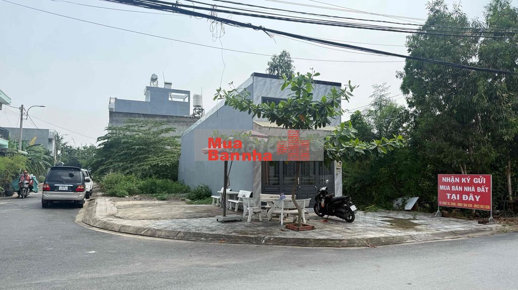 BÁN NHÀ CẤP 4 MTKD ĐƯỜNG 8 LONG PHƯỚC