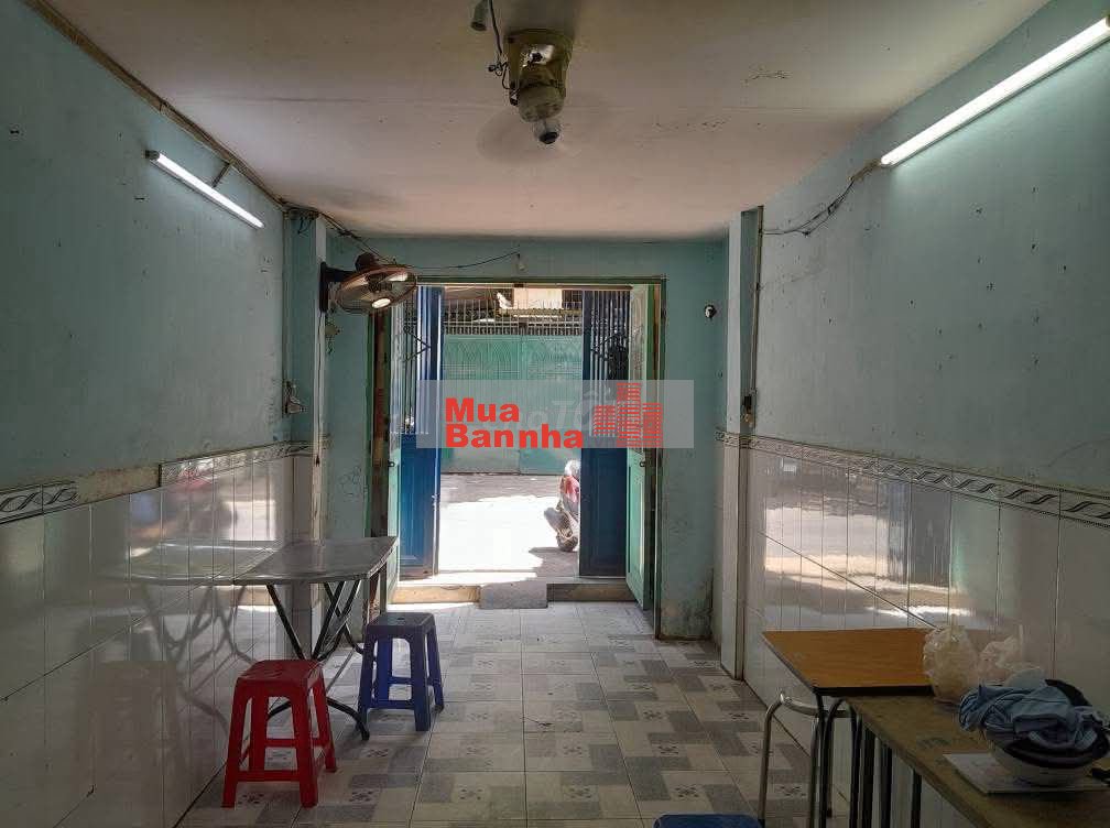 Bán nhà mặt tiền quận 6 - 3,2 tỷ giao ngay