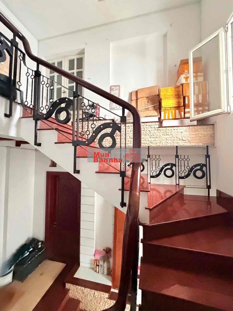 GẤP BÁN 158m2(8.8x30)4 tầng nhà khu vip sân bay Hẻm Xe Hơi Trường Sơn