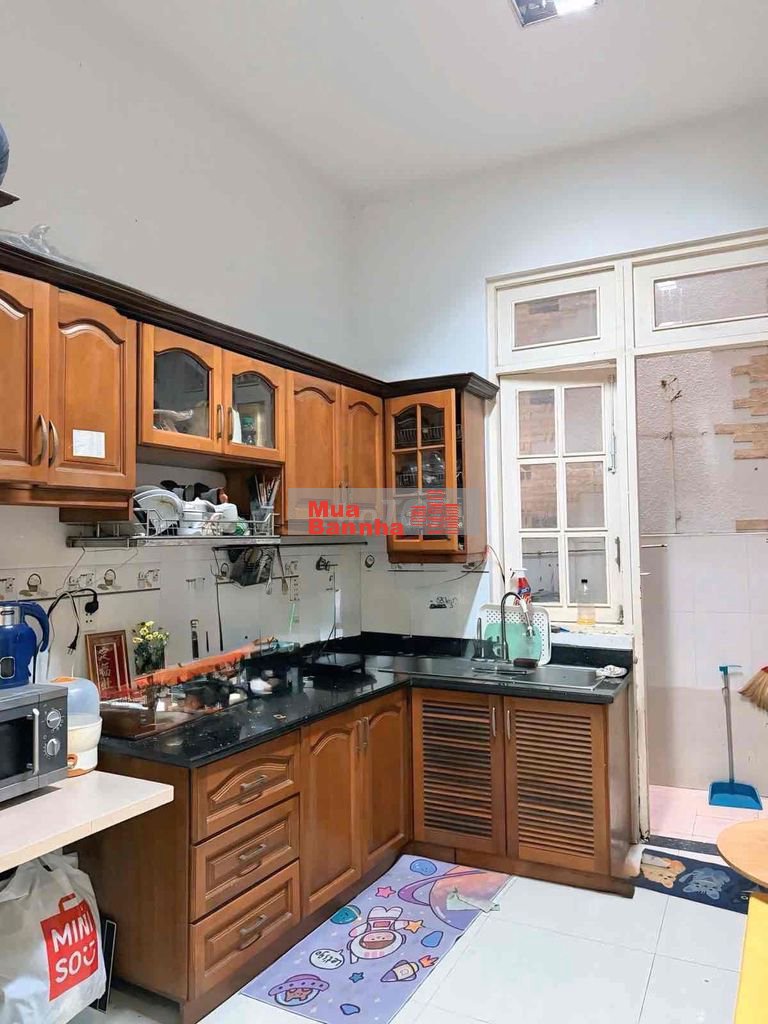 GẤP BÁN 158m2(8.8x30)4 tầng nhà khu vip sân bay Hẻm Xe Hơi Trường Sơn