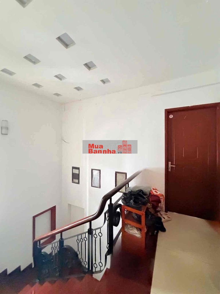GẤP BÁN 158m2(8.8x30)4 tầng nhà khu vip sân bay Hẻm Xe Hơi Trường Sơn