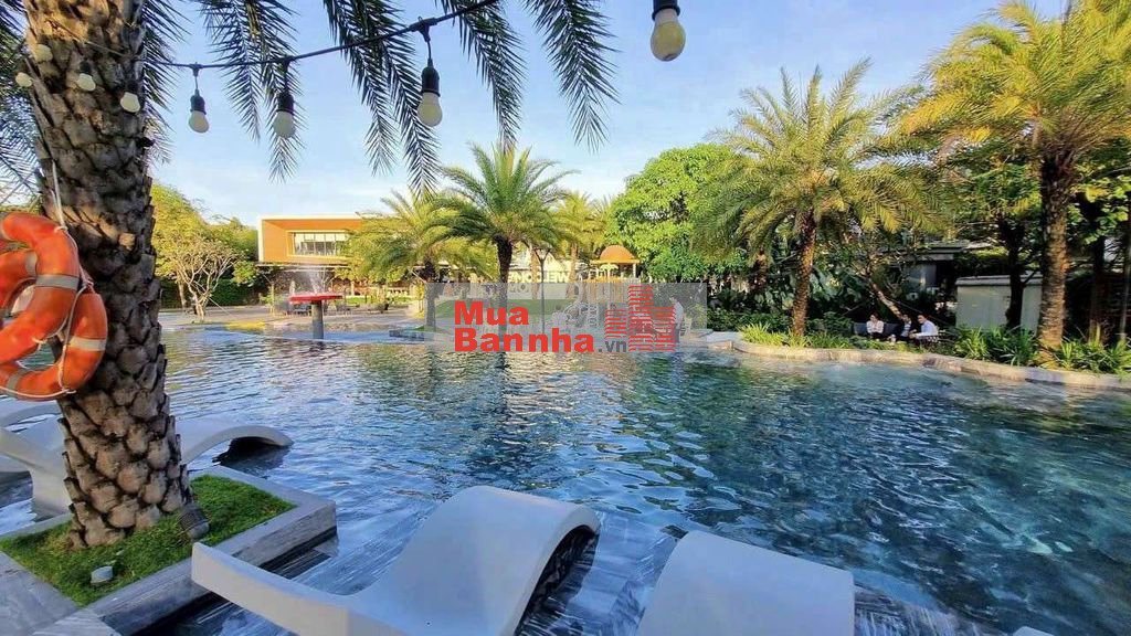 Nhà phong cách resort có sẵn sổ gần Aeon