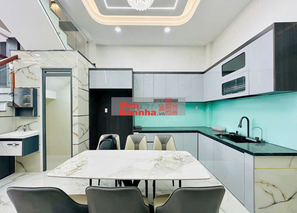 Nhà phố Lê Văn Quới (4m*14m- 6ty8TL) đúc 3 lầu, hẻm 6m gần chợ Bốn Xã