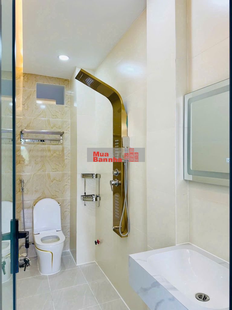 Nhà phố Lê Văn Quới (4m*14m- 6ty8TL) đúc 3 lầu, hẻm 6m gần chợ Bốn Xã