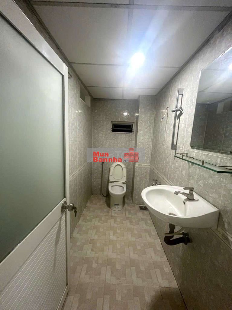 hẻm Ô TÔ 70 M2 Nguyễn Văn Quá