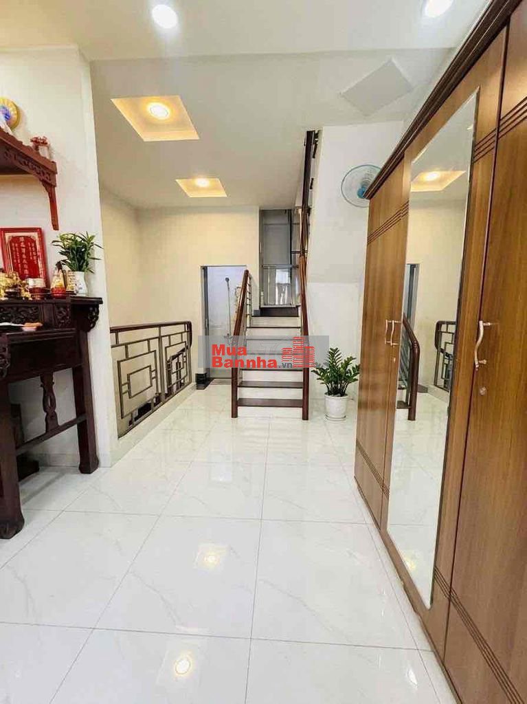 nhà thống nhất p16 hẻm xe hơi 2 tầng