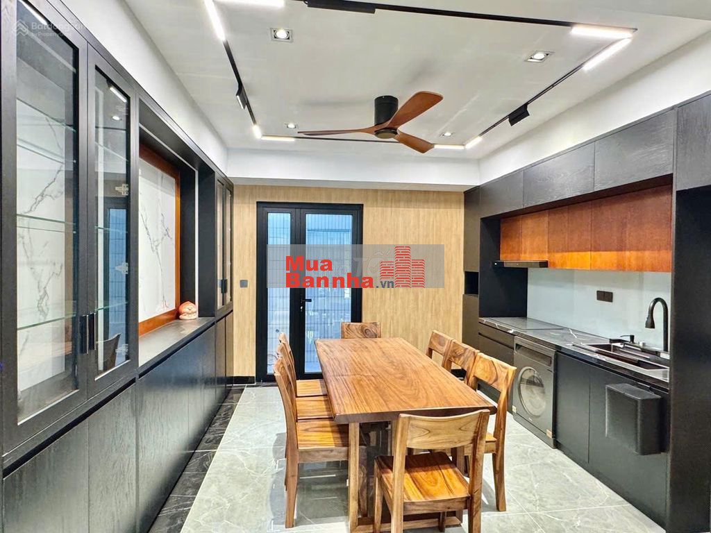 Nhà phố 4 tầng Thủ Đức - 55m2 - tâm điểm giao thương