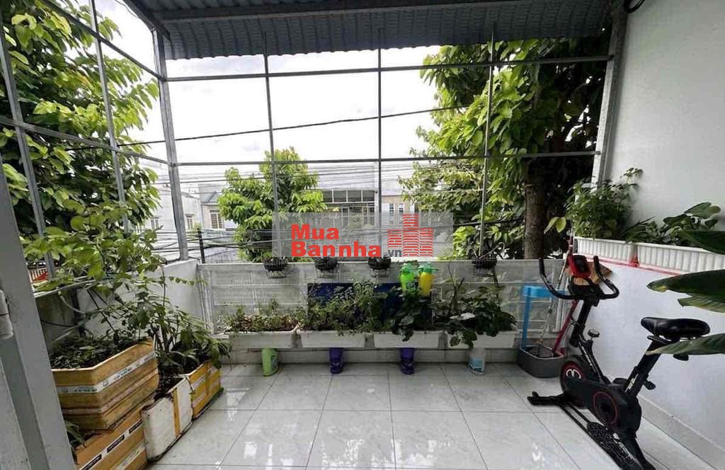 bán căn nhà trong khu dân cư Cát Tường Phú nguyên