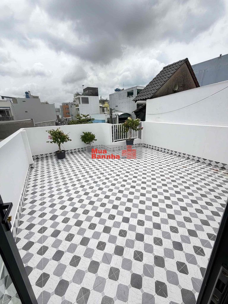 Bán nhà Khu Tên Lửa 5x11m 3 tầng đường 8m thông 3pn sân thượng kLG