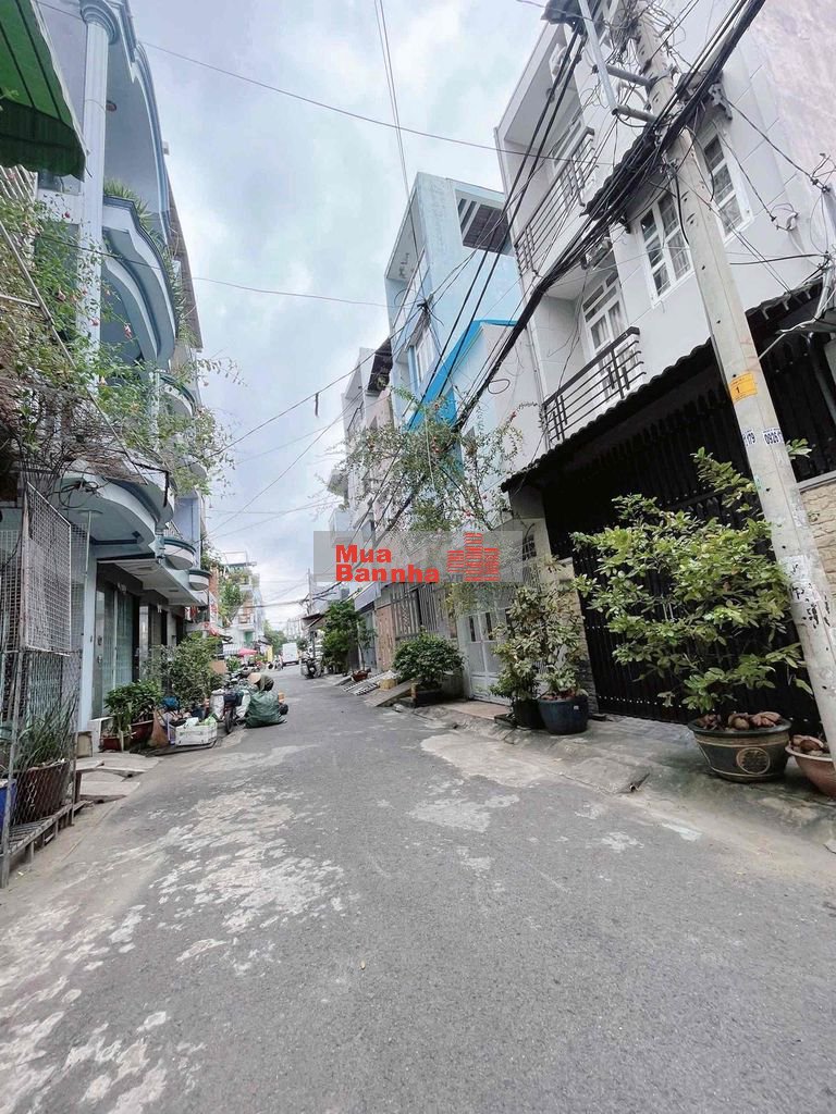 MẶT TIỀN ĐƯỜNG SỐ 12 CÁCH AEON MALL 300m NHÀ CẤP 4 KHU TÊN LỬA