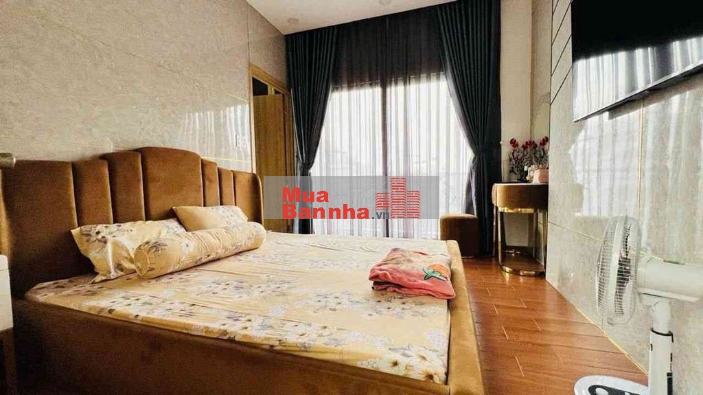 NHÀ 66m, 5 Tầng, đường 33 ngay Lê Văn Thịnh rẽ vào, 8.7 tỷ
