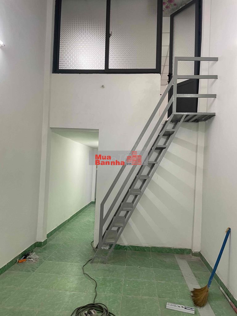 Nhà bán hóc môn sát bên q12 (3.3x20) Giá 1tỷ450 TL
