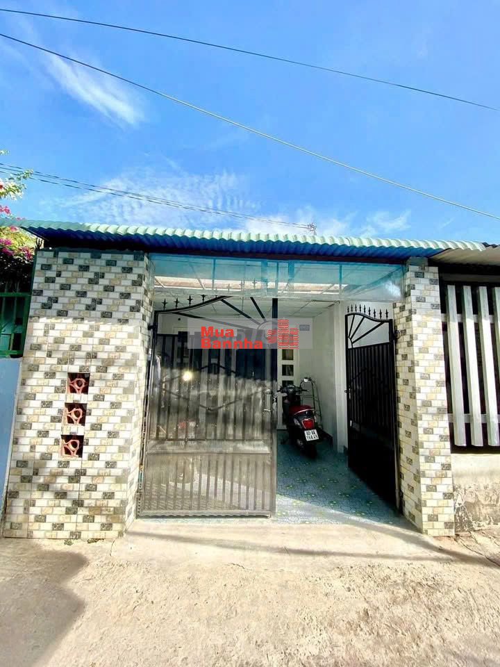 Bán gấp căn nhà đường Số 97 gần KCN Tân Phú Trung, 117m2, 970 triệu