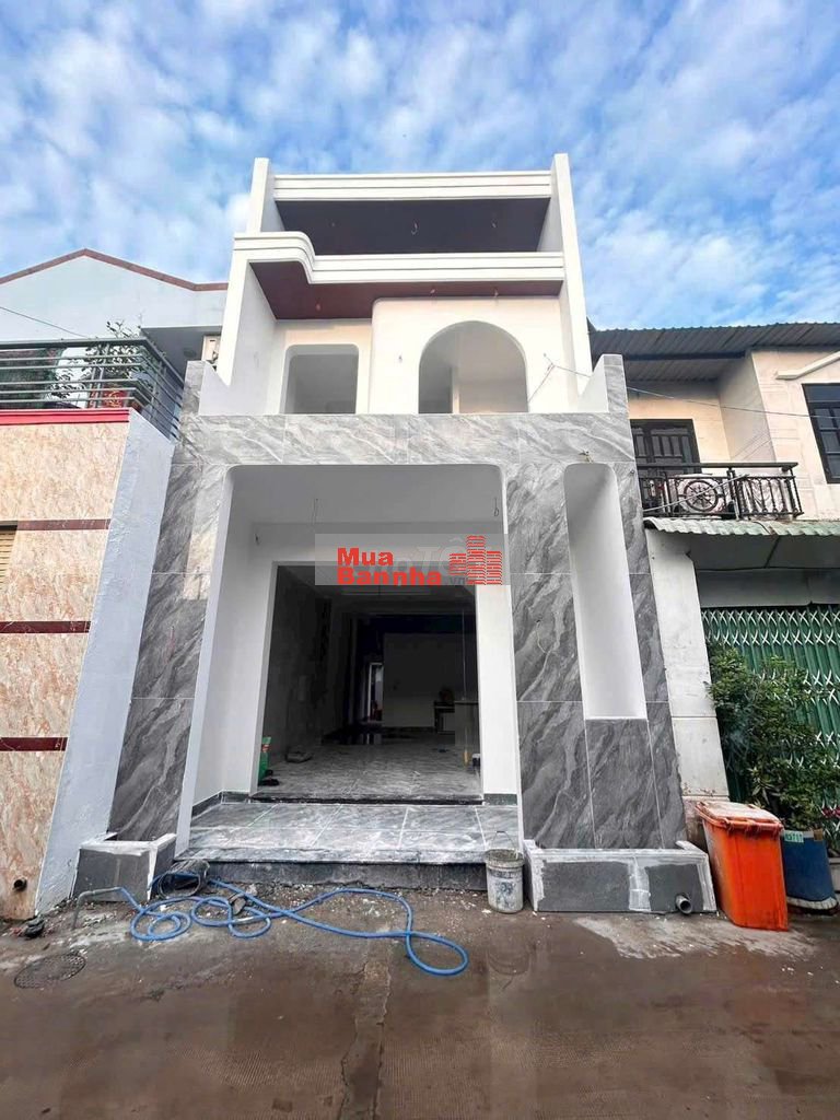 Thanh lý nhà mới xây Thủ Khoa Huân P. Bình Chuẩn sổ sẵn