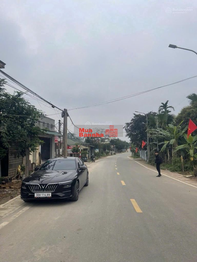 Bán nhà 2 tầng mặt đường Khoang Xanh Suối Tiên, Vân Hòa, Ba Vì