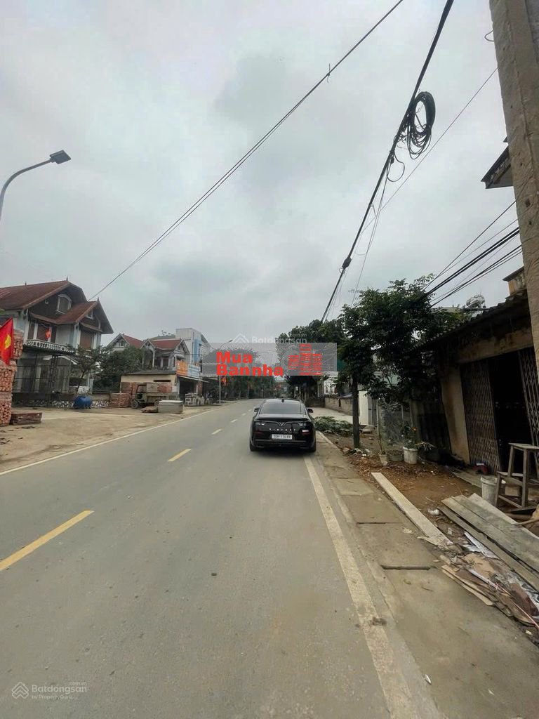 Bán nhà 2 tầng mặt đường Khoang Xanh Suối Tiên, Vân Hòa, Ba Vì