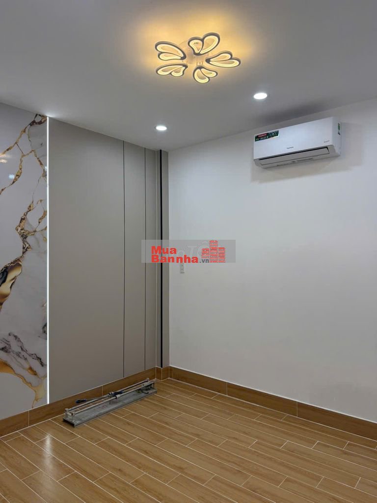 CHủ Bán Lỗ Nhà Mới Do Lãi Vay Cao ko Trả Nổi CHỉ 3ty9 Nhà 2 Tầng 130m2