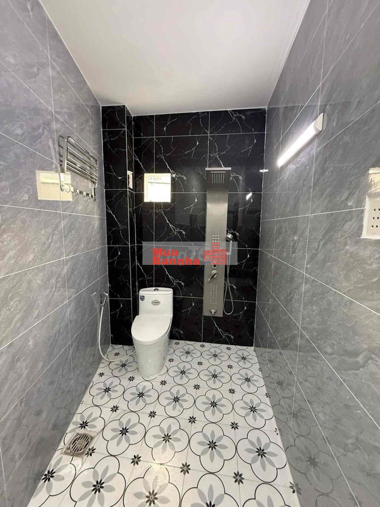Bán nhà 2 tầng Hà Huy Giáp Q12, 68m2, ngang 6m hiếm, hẻm xe hơi thông