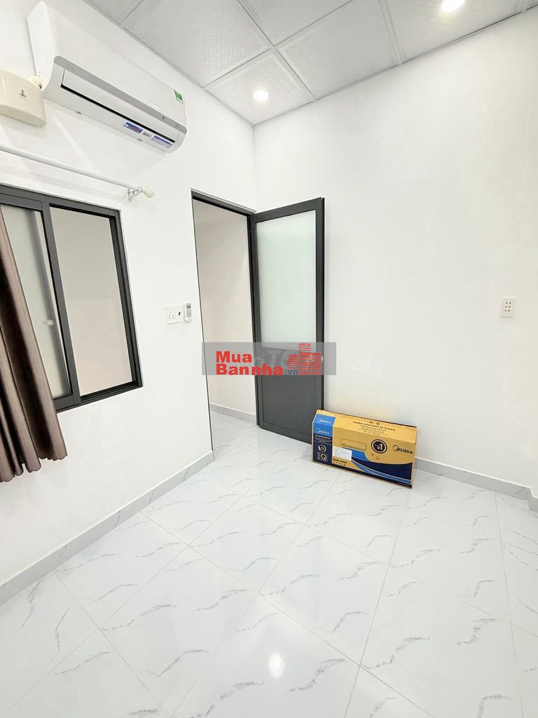 Lô góc kinh doanh Lý Chính Thắng, Quận  3, 18m2 hẻm xe tải, nhỉnh 2 tỷ