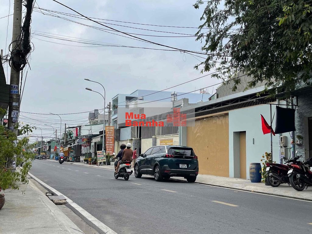 MẶT TIỀN ĐÔNG THẠNH 3 NAY LÀ NGUYỄN THỊ ÚT
