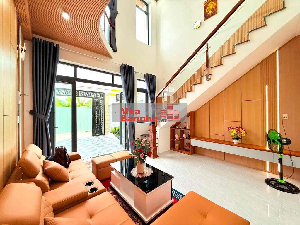 Nhà Mới Xây 4,4 x 21m Ngay Lộc Hậu Mỹ Lộc Đường Xe Hơi 7 Chỗ - SHR