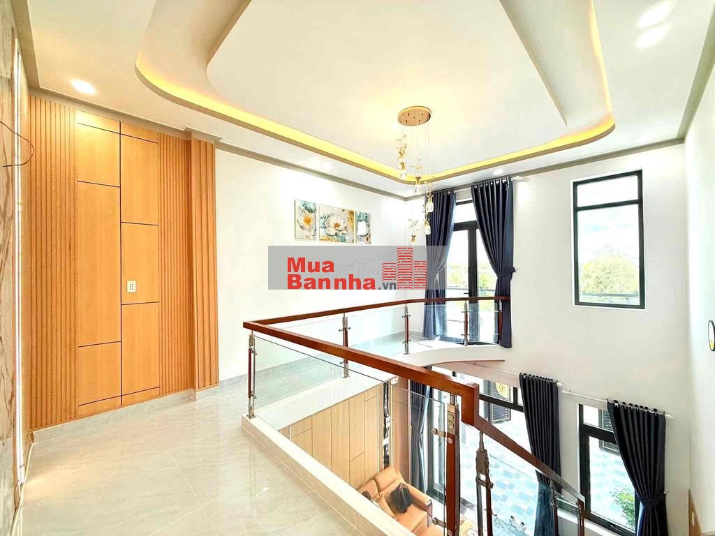 Nhà Mới Xây 4,4 x 21m Ngay Lộc Hậu Mỹ Lộc Đường Xe Hơi 7 Chỗ - SHR