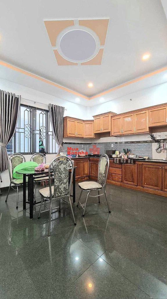 BÁN NHÀ MẶT TIỀN ĐƯỜNG 10 - LINH TRUNG - 4 TẦNG - DÒNG TIỀN 35TR/THÁNG