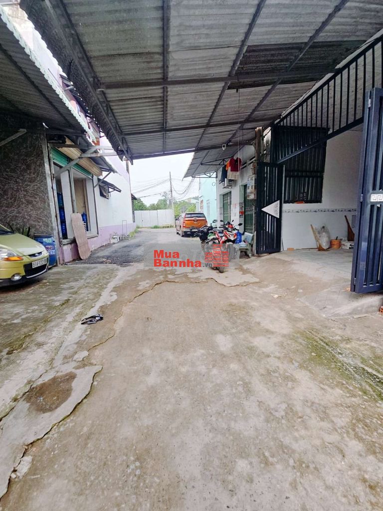 Căn Nhà Sân Xe hơi đường 8 mét tân vĩnh hiệp 1 tỷ 350 triệu